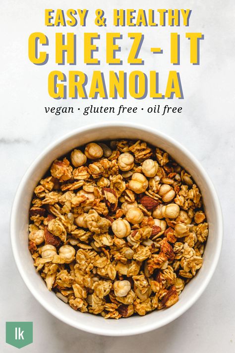 Okonomi Kitchen, Healthy Homemade Granola Recipe, Savory Granola, Chickpea Snacks, Bean Snacks, Healthy Vegan Snacks, Savoury Baking, Cheese Flavor, Granola Recipes