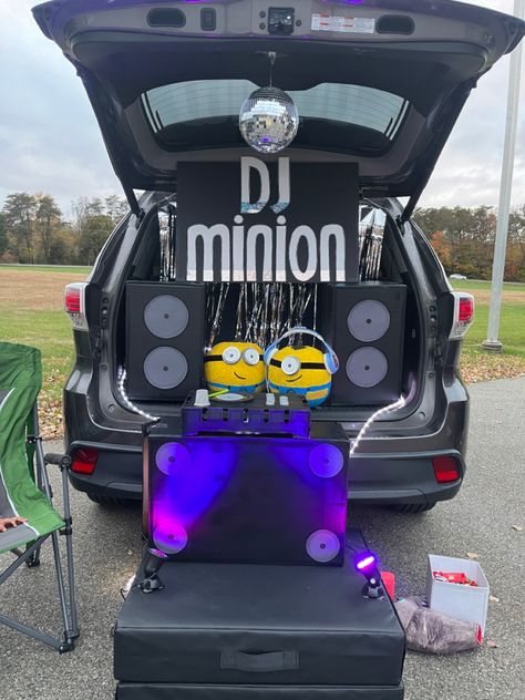 Despicable Me Trunk Or Treat Ideas, Minions Trunk Or Treat Ideas, Trunk Or Treat Ideas For Cars Easy Diy, Despicable Me Trunk Or Treat, Minion Trunk Or Treat Ideas, Minions Trunk Or Treat, Trunk Or Treat Easy, Minion Trunk Or Treat, Minion Pumpkins