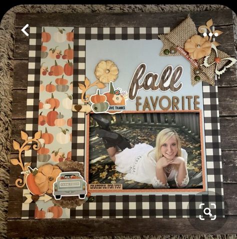 Thanksgiving Scrapbook Layouts, Fall Scrapbook Layouts, Scrapbook Design Layout, Holiday Scrapbook, Halloween Scrapbook, Simple Scrapbook, Scrapbook Layout Sketches, Fall Scrapbook, Creative Scrapbook