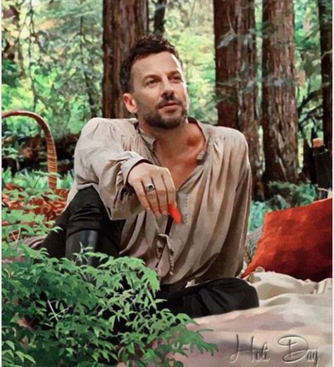 Very talented actor Craig Parker whose voice is beyond enchanting. New Zealanders just sound better.  #lordnarcisse #reign  photo credits: Holi Day  #holiday Craig Parker, Reign Tv Show, Reign Mary, Dragon Age Series, Mary Queen Of Scots, Keep Calm And Love, Film Books, Queen Mary, Interesting Faces