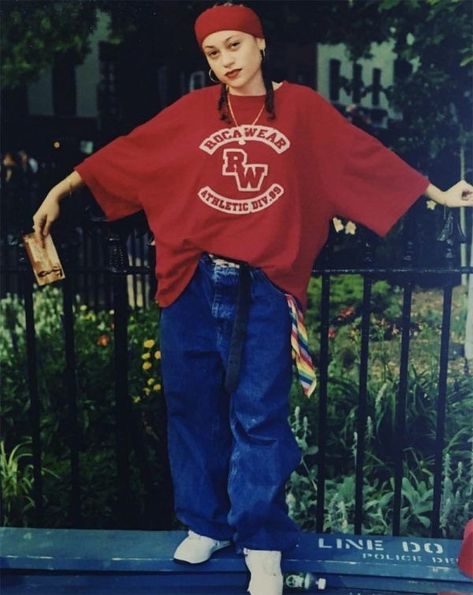 90s Hiphop Outfit, Women 1980s Outfits, 90s Hip Hop Outfits, 80s Fashion For Women, Old School Photos, Hip Hop Style Women, Nostalgia 80s, Look Hip Hop, Jamel Shabazz