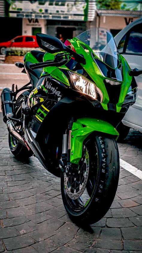 Kawasaki Ninja Bike, Motos Kawasaki, Ninja Motorcycle, Ninja Bike, Tmax Yamaha, Kawasaki Zx10r, Kawasaki Bikes, Image Moto, Мотоциклы Cafe Racers