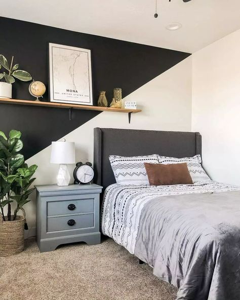 White Accent Walls, Accent Wall Boys Bedroom, Boys Black And White Bedroom, Baseball Themed Bedroom, White Built Ins, Dining Room Accent Wall, White Wall Bedroom, Black Accent Walls, Boys Room Design