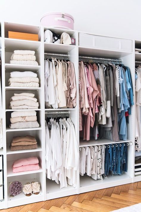 Dreamy Closet! Pax Closet, Ikea Pax Closet, Organizar Closet, Organized Closet, Organization Closet, Open Wardrobe, Shelving Storage, Wardrobe Organisation, Wardrobe Goals