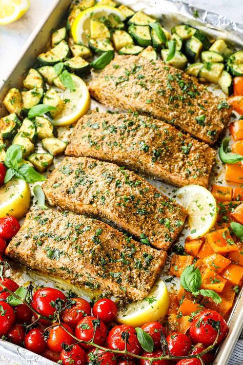 Pesto Salmon With Tomatoes, Pesto Salmon Quinoa Bowl, Salmon Recipes With Pesto Sauce, Baked Pesto Salmon Recipes, Keto Pesto Salmon, Salmon With Pasta Recipes Healthy, Fish With Pesto Recipes, Fish With Pesto, Baked Salmon Pesto