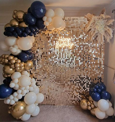 How gorgeous is my new vanilla gold wall?? 😍😍😍 This set up really gives your party the wow factor doesn't it?? You don't need a venue for a set up like this, size can be adjusted just like this one was! #sequins #sequinwall #shimmerwall #backdrop #setup #balloon #balloons #balloonviral #balloondecoration #balloondecor #balloondisplay #balloonartist #southamptonballoons #southamptonbusiness #smallbusiness #hampshireballoons #hampshirebusiness #southampton #hampshire #navy #gold #cream #pam... Navy And Gold Balloons, Gatsby Balloon Decor, New Year’s Eve Backdrop, Backdrop Setup, Hanging Balloons, Shimmer Wall Backdrop, Sequin Wall, Gala Event, Shimmer Wall