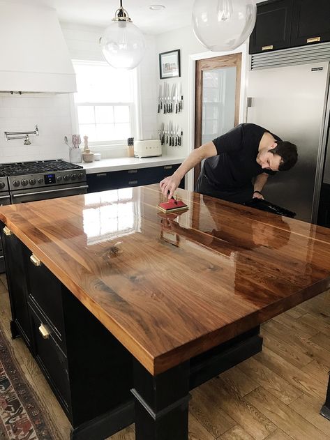 How We Refinished our Butcher block Countertop - Chris Loves Julia Black Walnut Countertop, Cheap Kitchen Countertops, Walnut Countertop, Butcher Block Countertop, Kitchen Remodel Countertops, Cheap Countertops, Kitchen Countertop Materials, Chris Loves Julia, Wooden Counter