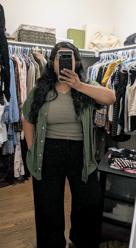 Shirt - banana Republic, tank top - Melanie Lynne, pants - oak + fort Chubby Short Girl Outfits, Plus Size Masc Outfits, Masc Plus Size, Plus Size School Outfits, Plus Size Nonbinary Fashion, Fat Outfits, Plus Size Tomboy Fashion, Grunge Plus Size, Plus Size Ootd