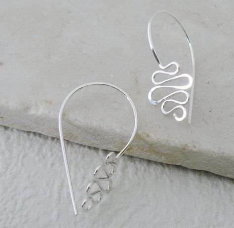 Silver Wire Jewelry, Silver Wire Earrings, Journal Jewelry, Furniture Movers, Wire Jewelry Making, Swirl Earrings, Tiffany Jewelry, Diy Wire Jewelry, Earrings Metal