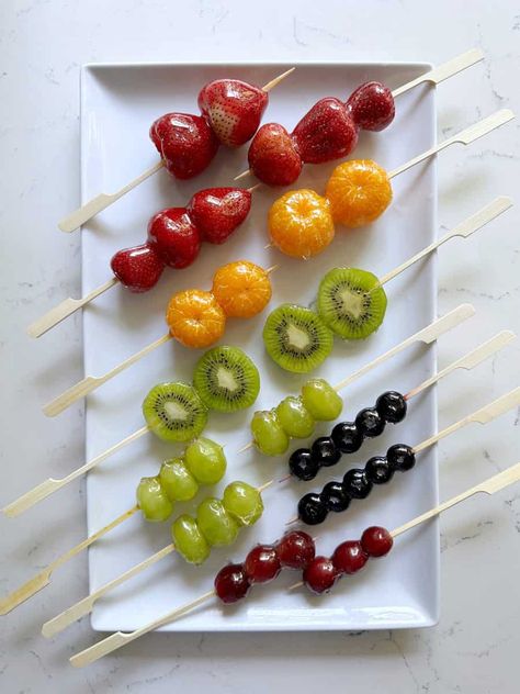 How to Make Tanghulu, Candied Fruit Skewers - California Grown Small Fruit Skewers, Fruit Business Ideas, Skewered Fruit, Tang Hulu, Sugar Coated Fruit, Tanghulu Recipe, Candy Skewers, Fruit Business, Ice Recipes