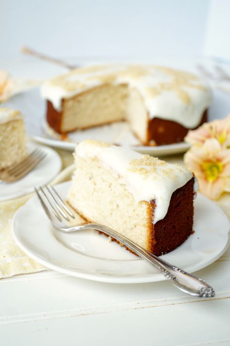 honey chamomile cake with ricotta frosting | The Baking Fairy Chamomile Tea Cake With Strawberry Icing, Strawberry Honey Cake, Chamomile Tea Cake, Fancy Cake Recipes, Ricotta Icing, Tea Recipes Homemade, Chamomile Cake, Ricotta Frosting, Honey Cake Recipe