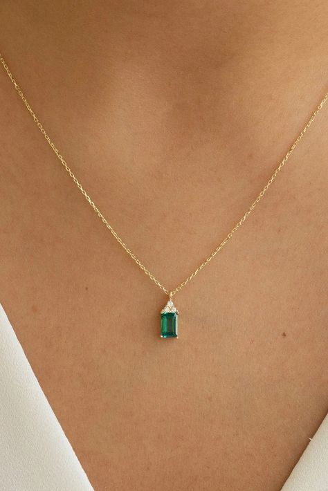 Gold Emerald Necklace, Yellow Gold Emerald Pendant, White Gold Emerald Charm, Rose Gold Emerald Jewelry, Emerald Cut Pendant - Etsy Gold Necklace With Emerald, Gold Emerald Bracelet, Emerald And Gold Necklace, Gold And Green Necklace, Emerald Pendant Design, Emerald And Gold Jewelry, Dainty Emerald Necklace, Green Stone Pendant Gold, Simple Emerald Necklace