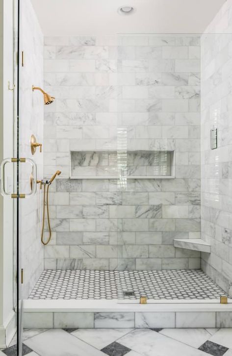 Belle Meade - Traditional - Bathroom - Nashville - by Oxford Shepard Collective | Houzz Traditional Small Bathroom Ideas, Traditional Small Bathrooms, Traditional Bathroom Tile, Bath Redo, Primary Bath, Primary Bathroom, Edwardian House, White Bath, Big Bathrooms