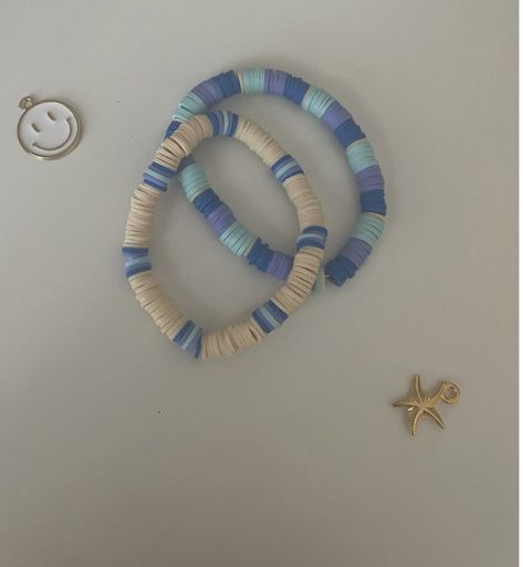 Tropical Preppy, Bead Bracelet Stack, Make Clay Beads, Blue Preppy, Small Bead Bracelet, Clay Bead Necklace, Бисер Twin, Preppy Bracelets, Homemade Bracelets