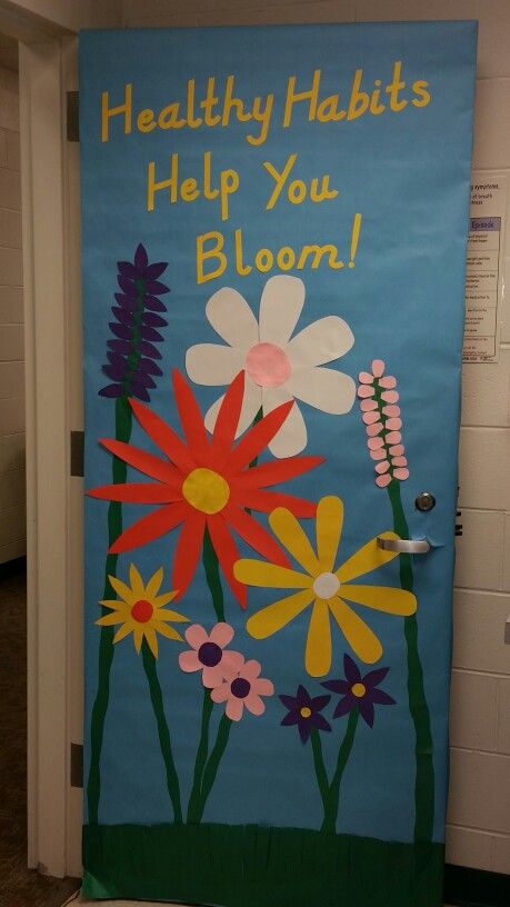 Spring school nurse door Bulletin Boards For School, Nurse Door Decorations, School Nurse Decorations, Fall Craftivity, Boards For School, School Nurse Elementary, Bulletin Boards For Elementary, School Nurse Door, Nurse Bulletin Board