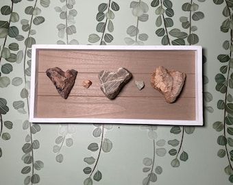 Heart Shaped Rock Art - Etsy Rock Wall Art, Heart Shaped Rocks, Rock Wall, Hanging Frames, Rock Crafts, Displaying Collections, Pebble Art, Rock Art, Wall Hangings