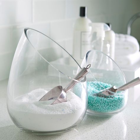 Essential Tips for Washing Baby Clothes Every Parent Should Know Powdered Detergent Storage, Powder Detergent Storage, Powdered Laundry Detergent Storage, Powder Laundry Detergent Storage, Laundry Detergent Storage Ideas, Laundry Detergent Storage, Laundry Room Storage Solutions, Laundry Detergent Container, Detergent Storage