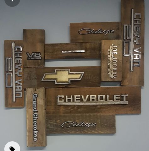 Car Shop Decorating Ideas, Parts Room Organization, Automotive Garage Ideas, Art From Car Parts, Car Wall Art Man Caves, Car Parts Decor Wall Shelves, Mechanic House Decor, Auto Shop Decor, Mechanic Office Decor