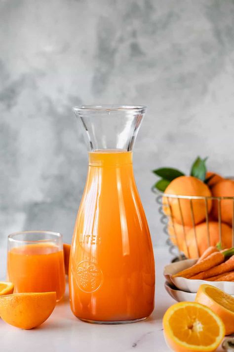 Booster Juice Recipes, Healthy Juice Recipe, Orange Carrot Juice, Coconut Chia Seed Pudding, Carrot Juice Recipe, Delicious Healthy Breakfast, Breakfast Juice, Coconut Chia, Yummy Healthy Breakfast