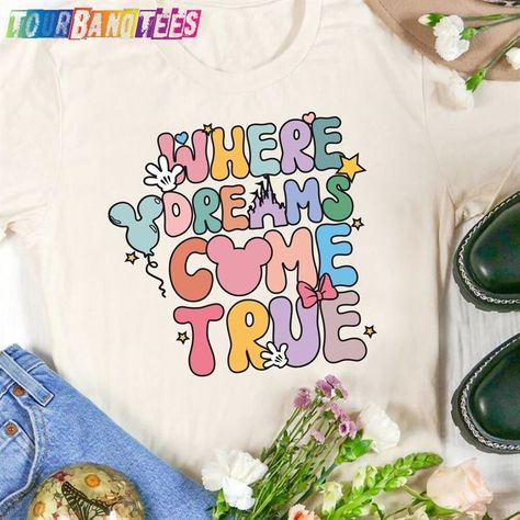 Disney Vibes Shirt, Classic Disney Shirts, Disney World Tshirt Ideas, Dreams Come True Aesthetic, True Aesthetic, Aesthetic Disney, Disney 2024, Hand Painted Denim Jacket, Disneyland Outfits