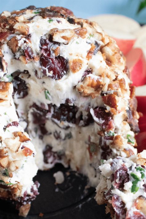 Bacon Cranberry Cheese Ball, Make Ahead Gourmet Dinner, Cranberry Walnut Cheese Ball, Cream Cheese Log Recipes, Joanna Gaines Cheese Ball, Cranberry Pecan Cheese Ball Recipes, Cranberry Pecan Cheese Log, Cranberry Pecan Cheeseball, Bacon Cheddar Cheese Ball