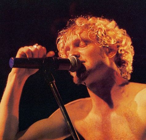 Layne Stanley, Mad Season, Temple Of The Dog, Layne Staley, Grunge Guys, Grunge Band, Trainspotting, Alice In Chains, Pearl Jam