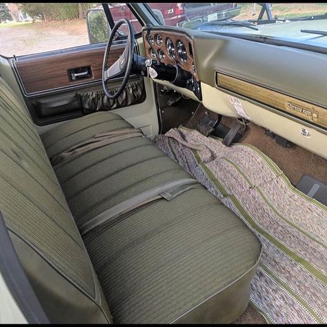 Some clean interiors just the way we like them around here. #squarebodysyndicate #squarebody #squarebodychevy #chevytrucks #gmc… Chevy Square Body Trucks Interior, Square Body Interior, Baby Trucks, Car Vibes, Chevy 4x4, Beach Cars, Dream Vehicles, K5 Blazer, Interior Pictures