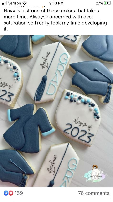 Graduation Desserts, No Bake Sugar Cookies, Cookies Theme, Crazy Cookies, Cake Decorating Set, Sugar Cookie Royal Icing, Cookie Business, Iced Sugar Cookies, Graduation Cookies