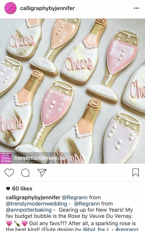 Champagne Biscuits, Champagne Cookies, Wedding Shower Cookies, Wine Cookies, Bridal Shower Champagne, Bridal Cookies, Flooding Cookies, New Years Cookies, Crazy Cookies