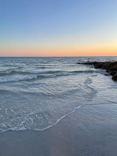 florida sunset in st. pete St Pete Beach Florida, St Pete Florida, Florida Sunset, Honeymoon Island, Florida Photography, St Pete Beach, Birthday Trip, St Petersburg Florida, Pretty Landscapes