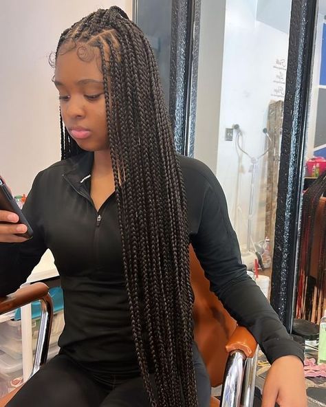 #follow #braids #hair #hairgoals #hairstyles #beautyblog #blogging #blog #blogger Stitch Braid Buns With Curls, Small Knotless, Pregnancy Pictures, Black Ponytail Hairstyles, Outfit Classy, Quick Braided Hairstyles, Cute Box Braids Hairstyles, Protective Hairstyles Braids, Pretty Braided Hairstyles