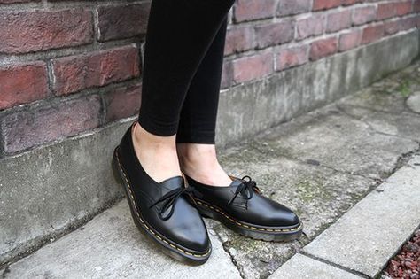 Matte Black Siano Dr Martens Dr Martens Oxfords Outfit, Cowboy Boots Illustration, Long Knee Boots, Dr Martens Loafers, Boots Illustration, Oxfords Outfit, Thigh High Heel Boots, Dr Martens Outfit, Shoes Dr Martens