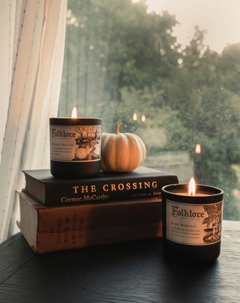 Magic And Mystery, Gratitude Cards, Black Fig, Witch Candles, Making Candles, Hemma Diy, Hedge Witch, Candle Aesthetic, Vegan Candles