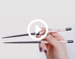 How to Use Chopsticks - PureWow Vegetarian Slow Cooker Recipes Easy, How To Hold Chopsticks, Hold Chopsticks, Vegetarian Slow Cooker Recipes, Aloe On Face, Vegetarian Nutrition, Grab Food, Ina Garten Recipes, Slow Cooker Vegetarian