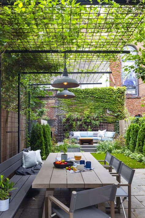 Hanging Lighting, Porch Deck, Patio Garden Design, Casa Exterior, Have Inspiration, Pergola Patio, Outdoor Pergola, Garden Trellis, Courtyard Garden