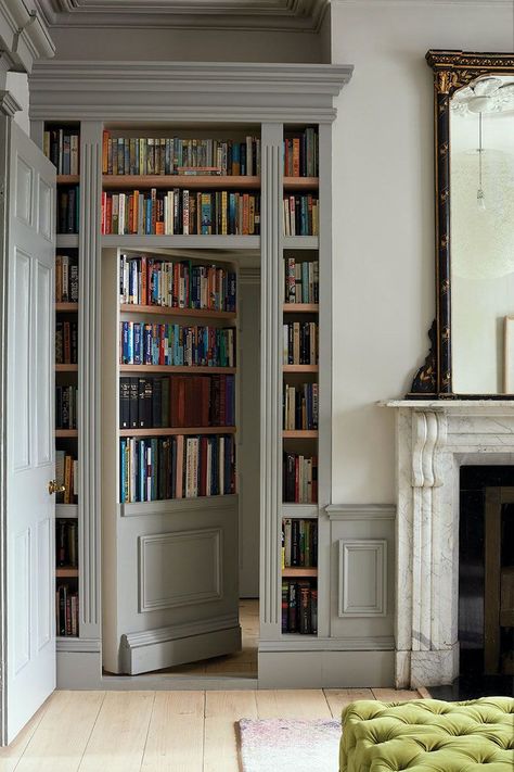 The-Gloss-Magazine-Interiors-Gillian-Sherrard-photo - Dylan Thomas - via mygloss Early Victorian Interiors, Secret Study Room, Dream House Victorian, Victorian Back Door, House With Secret Room, Hidden Door Library, Secret House Ideas, Cool Architecture House, Victorian Bookshelves