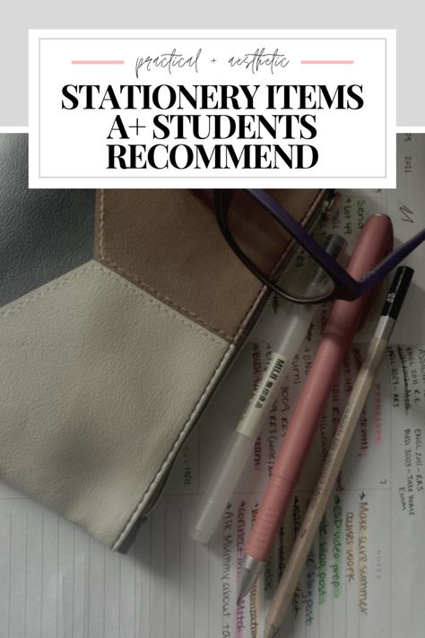 Text: practical and aesthetic stationery items A+ students recommend College Stationary, College Packing Checklist, College Freshman Survival Kit, Muji Pens, Freshman Advice, Studying Stationary, Freshman Tips, Items For College, Book Tabs