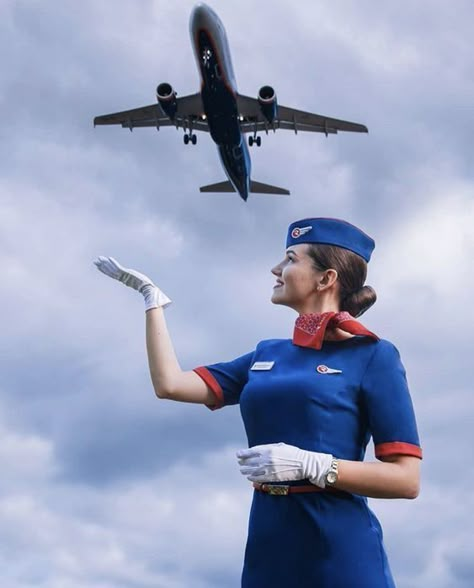 Air Hostess Uniform, Become A Flight Attendant, Aesthetic Profile Picture Cartoon Soft, Cute Tshirt Designs, Stewardess Uniform, Airline Uniforms, Flight Attendant Fashion, Flight Attendant Uniform, Mile High Club