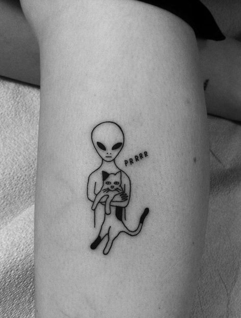 Alien with cat leg tattoo by seanfromtexas - #tattoos #aliens Alien Tattoos, Ufo Tattoo, Tattoo Placements, Pola Tato, Tato Jari, Alien Tattoo, Cat Tattoos, Cat Tattoo Designs, Tiny Tattoo