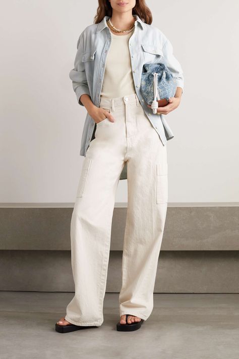 Beige Denim Outfit, Light Blue Fall Outfits, Light Denim Shirt Outfit, White And Denim Outfits, Light Denim Outfit, Denim Jeans Outfit Summer, Light Denim Jeans Outfit, Denim Shirts For Women, White Denim Jeans Outfit