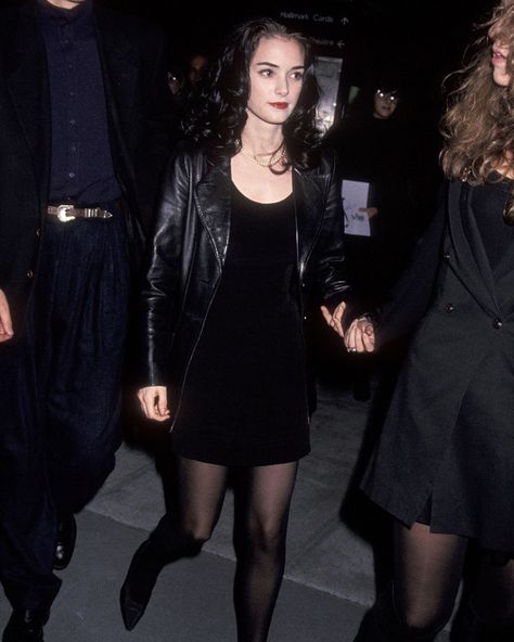 Winona Ryder Style, 90s Model, Outfit 90s, 90s Fashion Outfits, 90s Outfit, Winona Ryder, I Love Her, Looks Vintage, Grunge Fashion