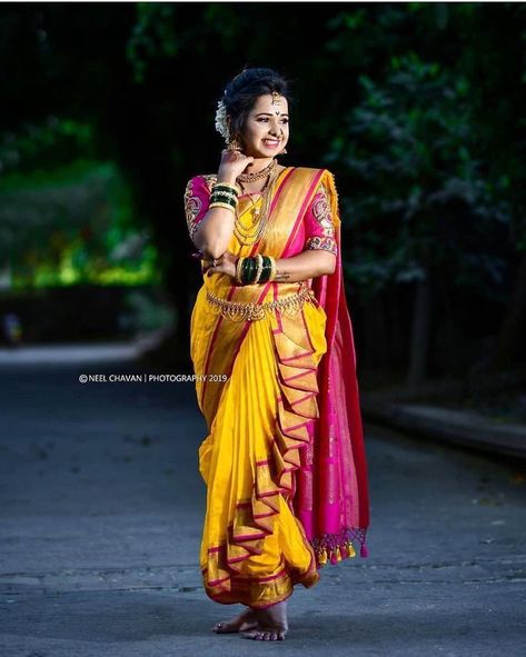 Marathi Saree, Maharashtrian Saree, Bride Looks, Marathi Bride, Lehenga Saree Design, Nauvari Saree, Saree Wearing, Indian Wedding Photography Couples, Bridal Photography Poses