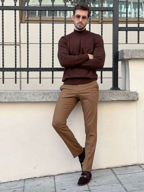 Brown Fashion Essentials: Men's Guide to Elegant & Casual Styles Brown Outfits For Men, Brown Turtleneck Outfit, Mens Turtleneck Outfits, Turtleneck Outfit Men, Wedding Guest Outfit Men, Casual Look For Men, Turtleneck Outfits, Brown Turtleneck Sweater, Sweater Outfits Men