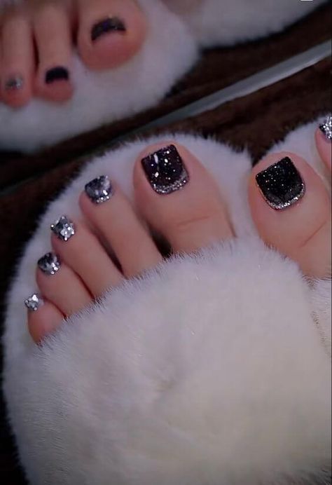 Fun Pedicure And 32 Toe Nail Designs That You Should Try At Home Black Gel Nails, Pedicure At Home, Cuticle Care, Callus Removal, Dotting Tool, Pedicure Designs, Feet Nails, Toe Nail Designs, Gel Nail Designs