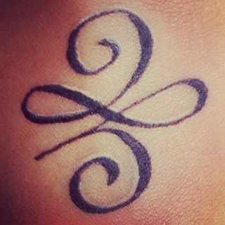 My new tattoo!! Symbol for "new beginnings" #tattoo #wristtattoo #wrist #zibu #symbols | by V_luvv New Beginning Symbol, Symbol For New Beginnings, Celtic Tattoo For Women, Friendship Symbol Tattoos, Wrist Tatoo, Zibu Symbols, New Beginning Tattoo, Love Symbol Tattoos, Henne Tattoo