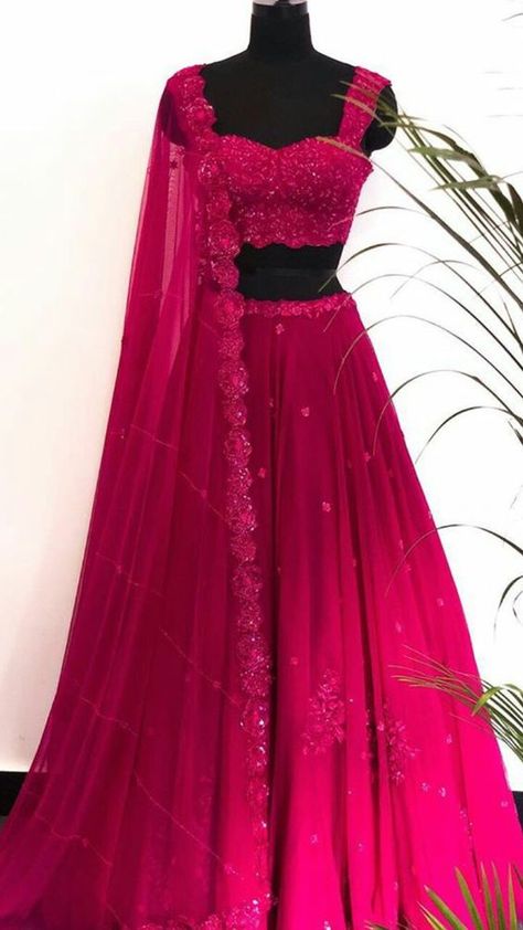 Fancy Lehenga Party Wear, Lengha Designs Latest, Lehnga Designs Indian Weddings Simple, Lahenga Design Latest, Modern Lehenga, Free Stitching, Lehenga For Women, Pakistani Lehenga, Fancy Lehenga