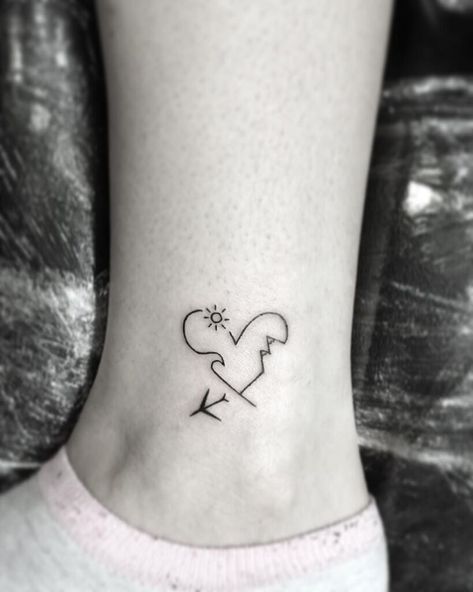 Explore Tattoo Ideas, Tattoos Tiny, Travel Tattoo Small, Tattoo Placements, Airplane Tattoos, Tattoos For Lovers, Small Girl Tattoos, Inspiration Tattoos, Cute Tiny Tattoos