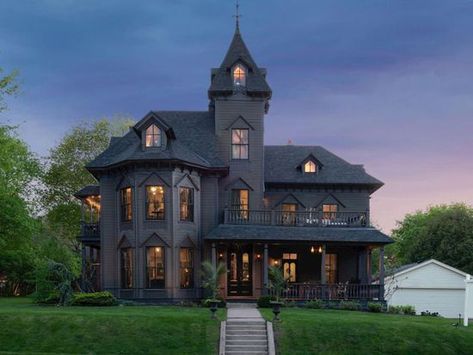 1224 3rd St S, Stillwater, MN 55082 | Zillow Gothic Farmhouse, Gothic Homes, Arsitektur Art Deco, Black Houses, Figure Design, Historic Renovation, Casas The Sims 4, Hakone, Castle House