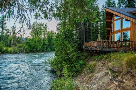 Riverfront Home, Round Hot Tub, Rivers Edge, Fire Pit Bbq, Hosting Guests, Over The River, Private Office, Forest Service, Vacation Books