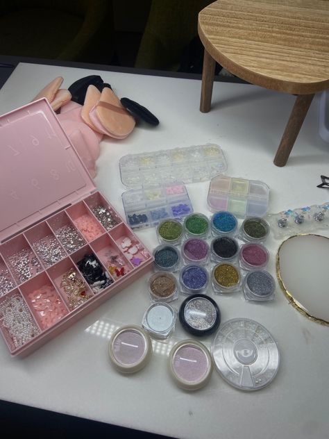 Nail tech life , nail tech haul , nails supplies , nail aesthetics Nail Tech Supplies Aesthetic, Nail Tech Accessories, Nail Tech Aesthetic Job, Nail Tech Aesthetic, Cosmetology Tips, Junk Case, Nail Room Ideas, Tattoo Salon, Business Nails